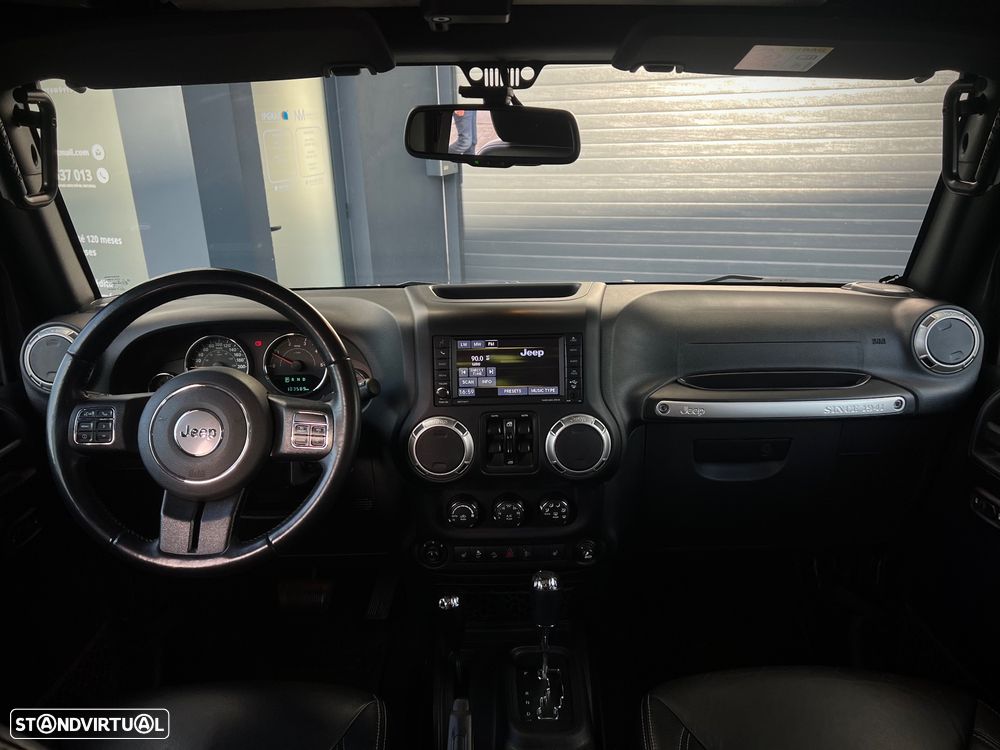 Jeep Wrangler Unlimited 2.8 CRD Sahara AT - 12