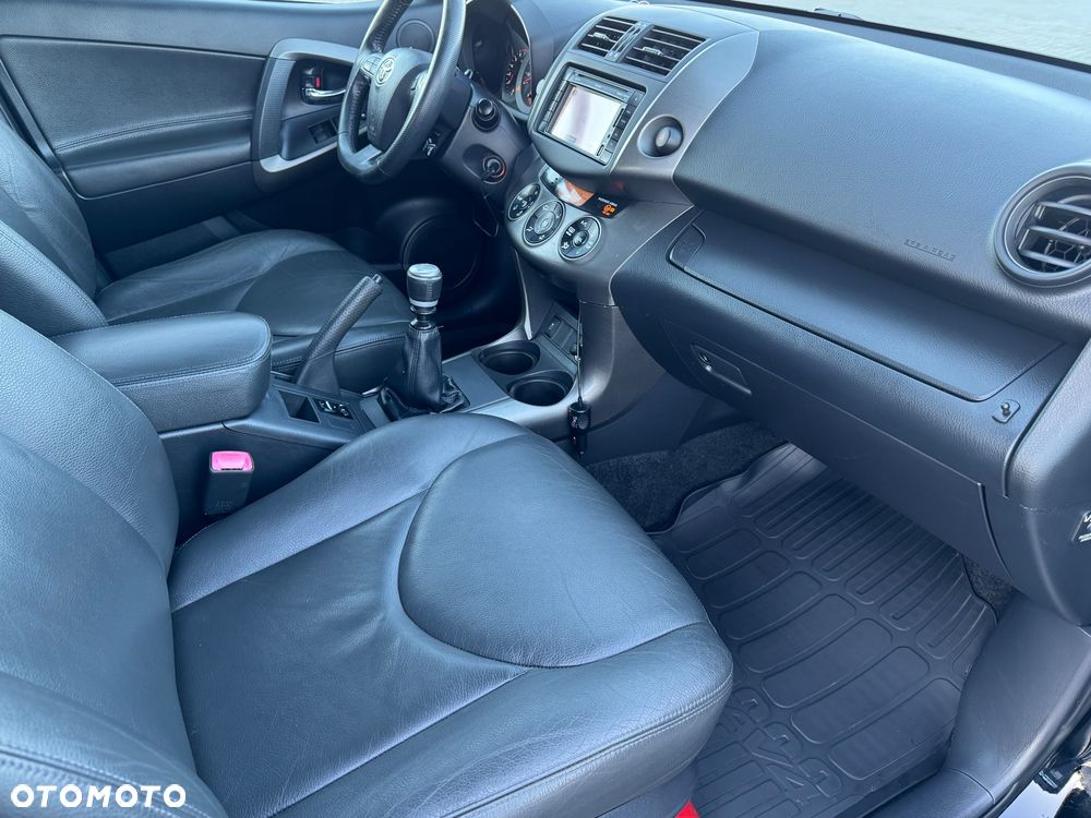 Toyota RAV4 2.0 4x2 Travel - 14