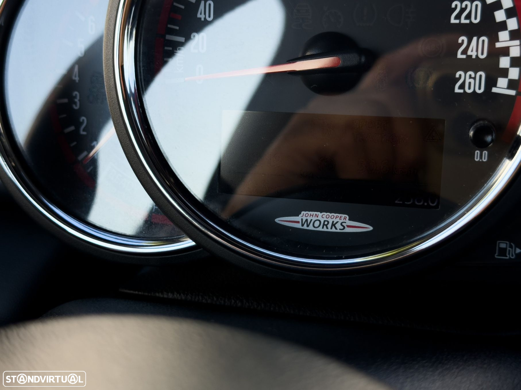 MINI 3 Portas John Cooper Works - 39