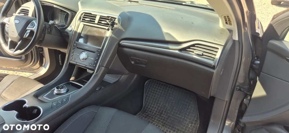 Ford Mondeo 2.0 EcoBlue Titanium - 18