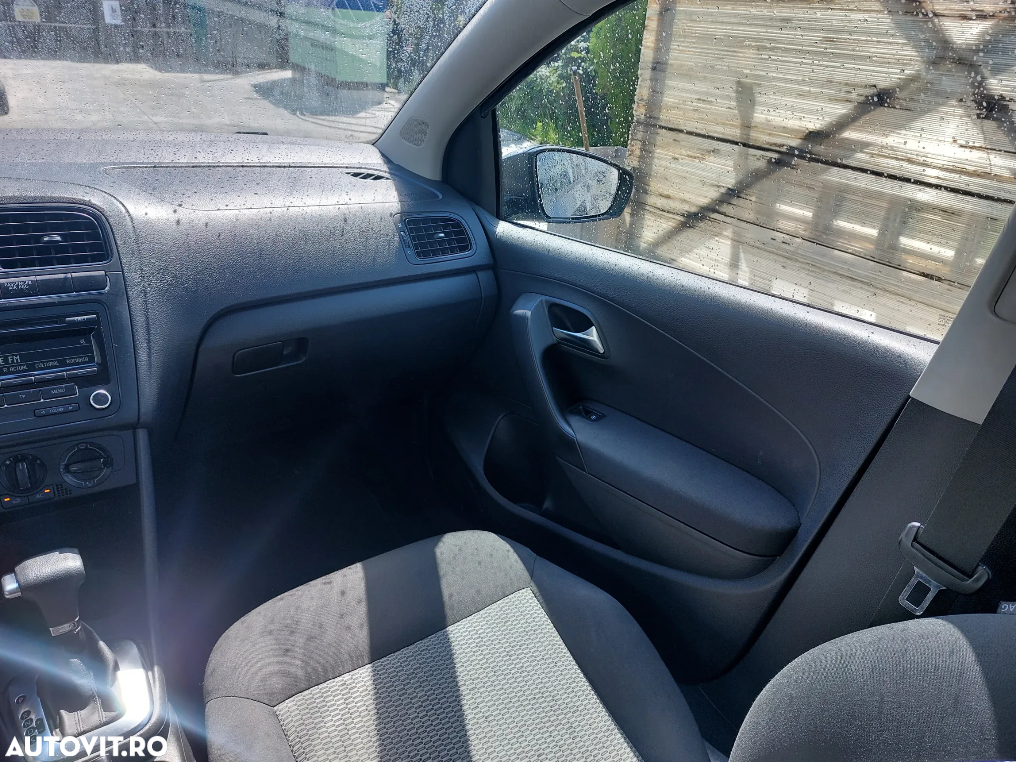 Volkswagen Polo - 8