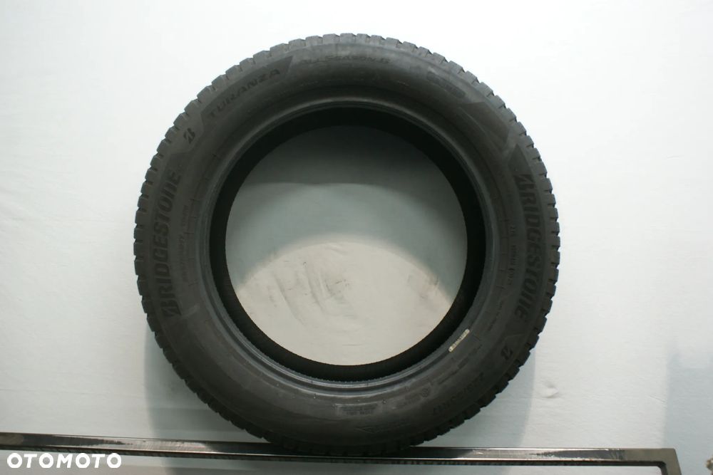 całoroczne 225/55R17 BRIDGESTONE TURANZA ALL SEASON 6 , 6,8mm B4308 - 4