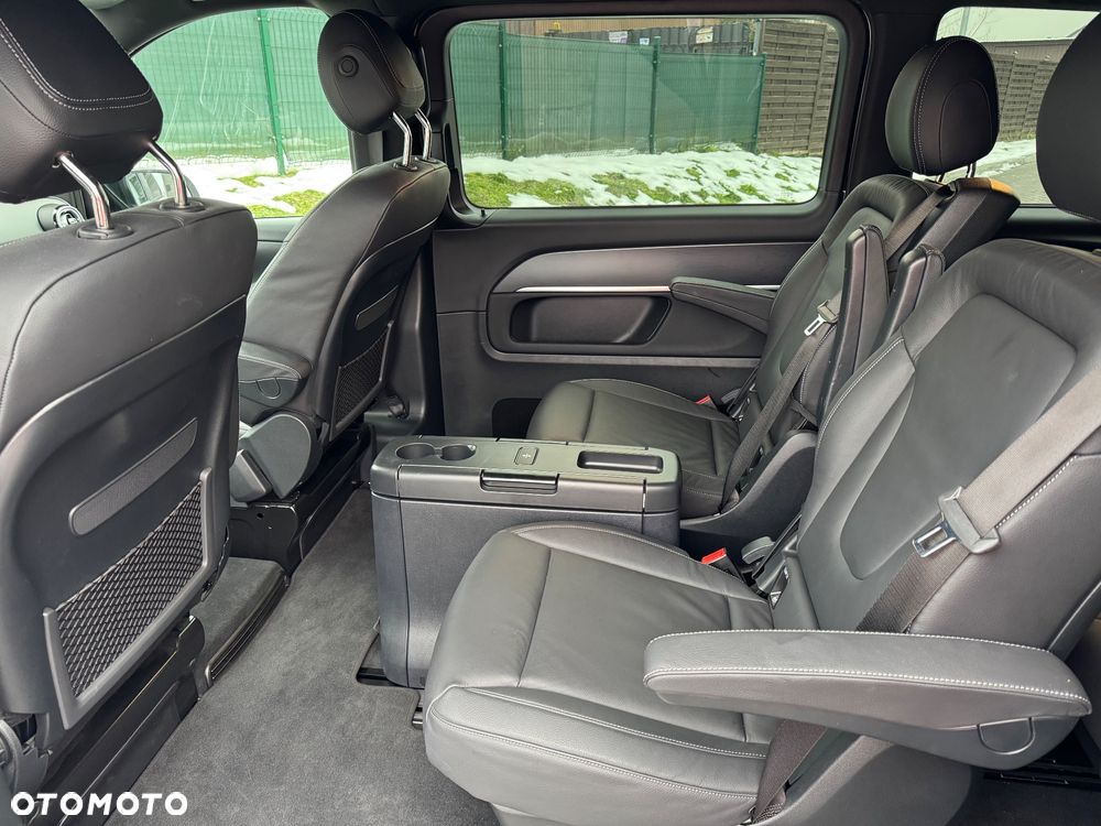 Mercedes-Benz Klasa V 300 d 4-Matic Avantgarde 9G-Tronic (d³ugi) - 11