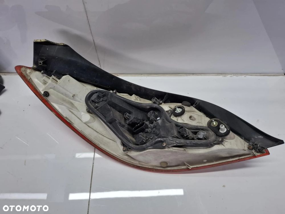 LAMPA PRAWA TYLNA TYŁ OPEL INSIGNIA A 08- SEDAN - 5