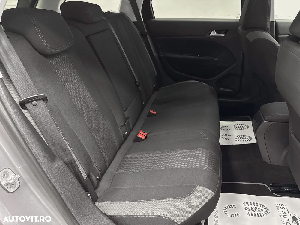 Peugeot 308 PureTech 110 Stop & Start Style - 8