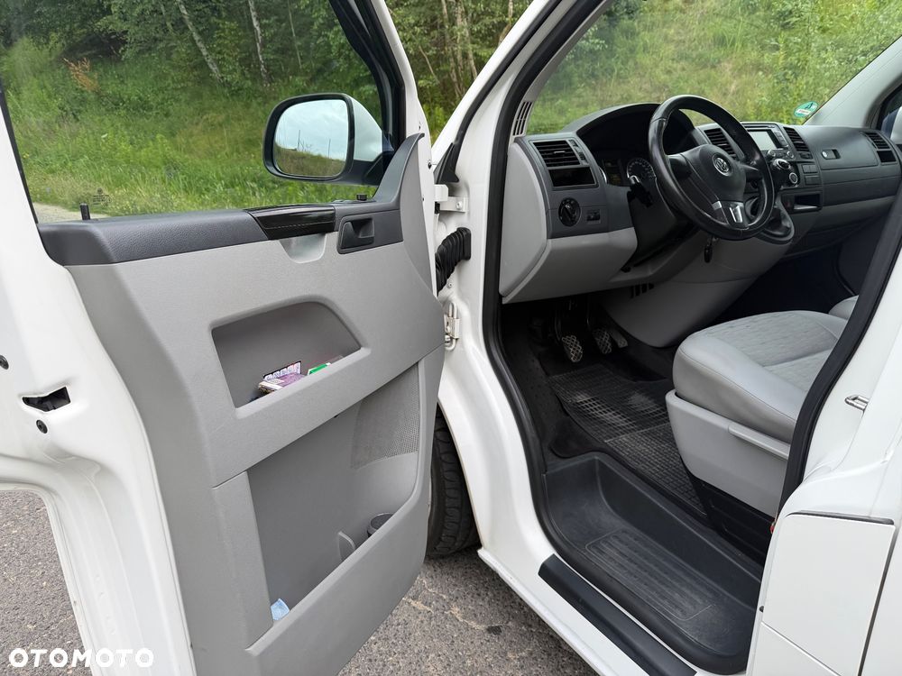 Volkswagen T5 Lift - 18