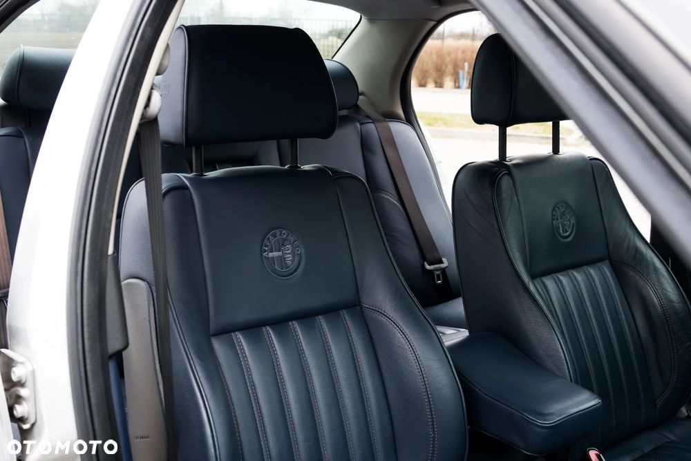 Alfa Romeo 156 2.0 TSpark 16v - 14