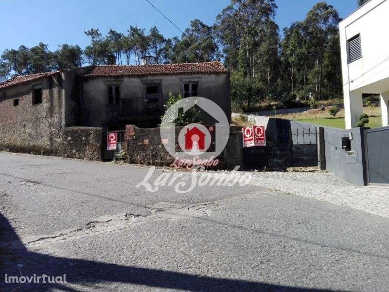 Moradia para restauro com terreno de 1032 m2 e Vistas de Mar em Laú... - Grande imagem: 2/24