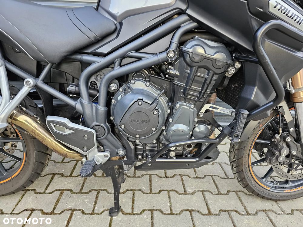 Triumph Tiger - 12