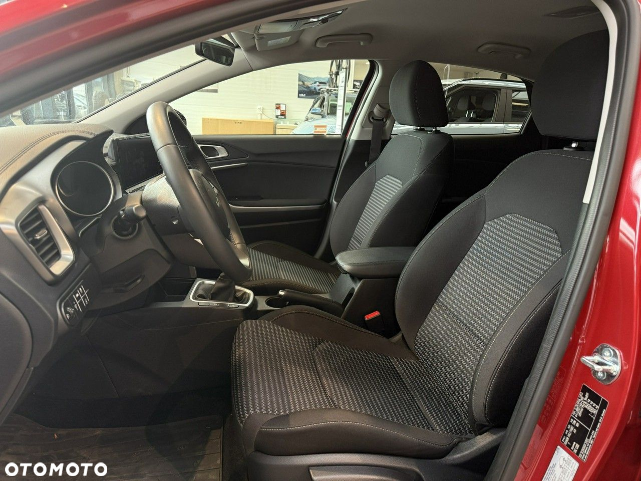Kia XCeed - 12