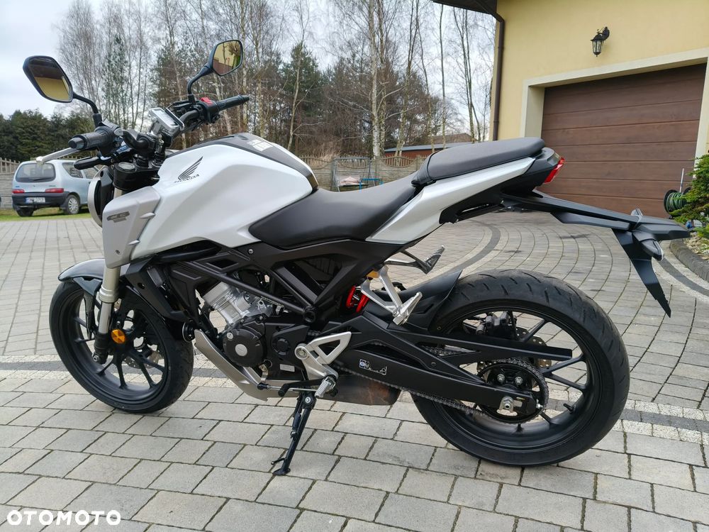 Honda CB - 3