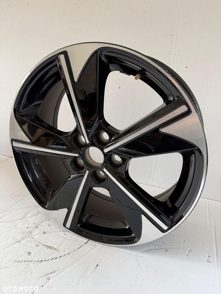 FELGA ALUMINIOWA TOYOTA CMS ORYGINAŁ 17X6,5J ET50 5X114,3 - 3