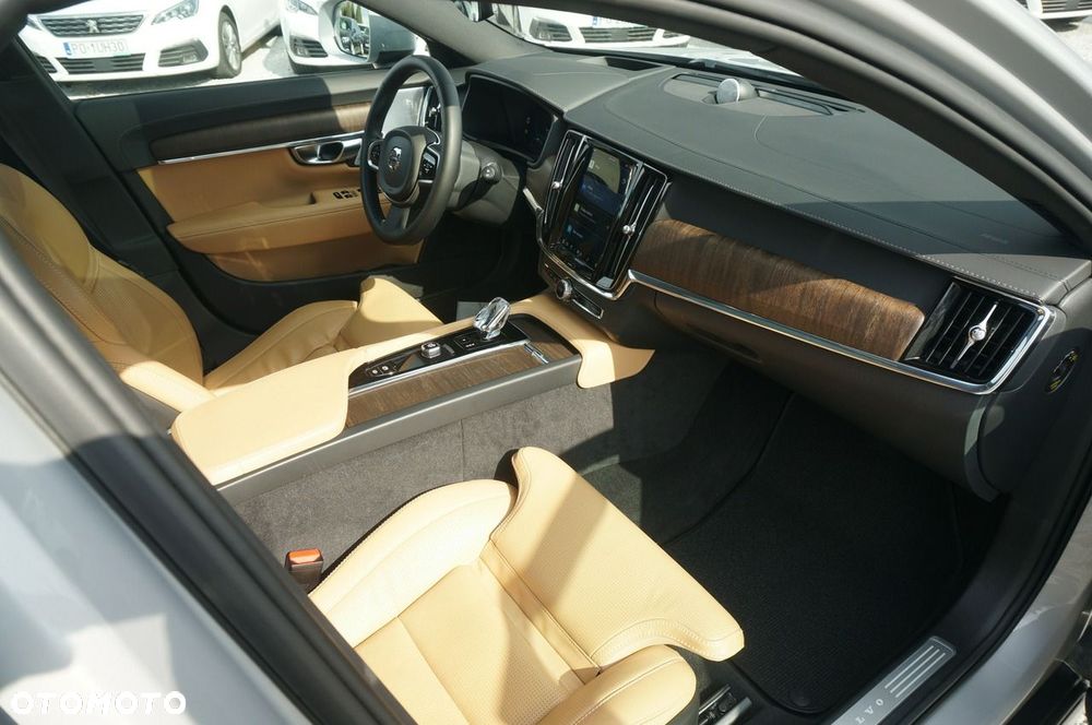 Volvo V90 Cross Country B5 D AWD Ultimate - 41