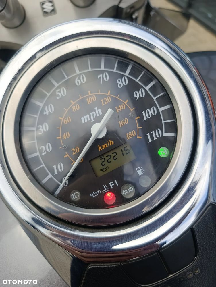 Suzuki Boulevard - 27
