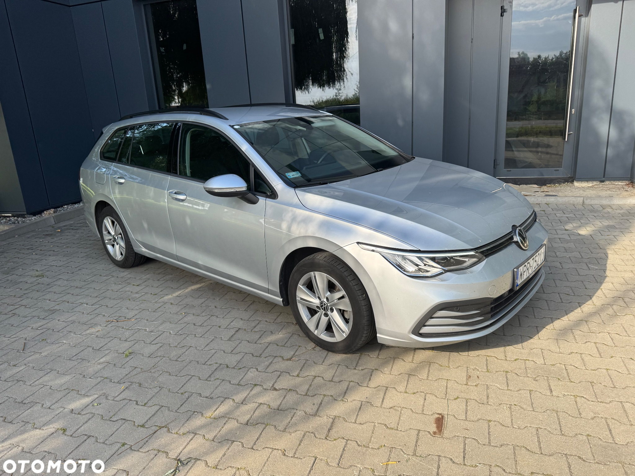 Volkswagen Golf VIII 2.0 TDI Life - 3