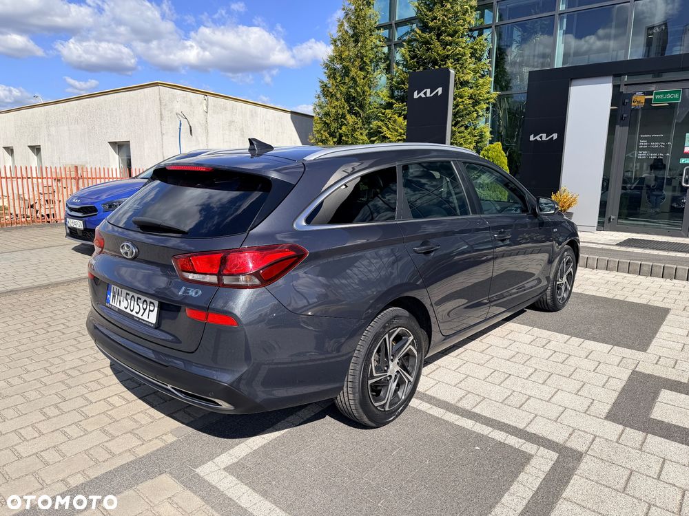 Hyundai i30 1.5 T-GDI 48V Comfort DCT - 8