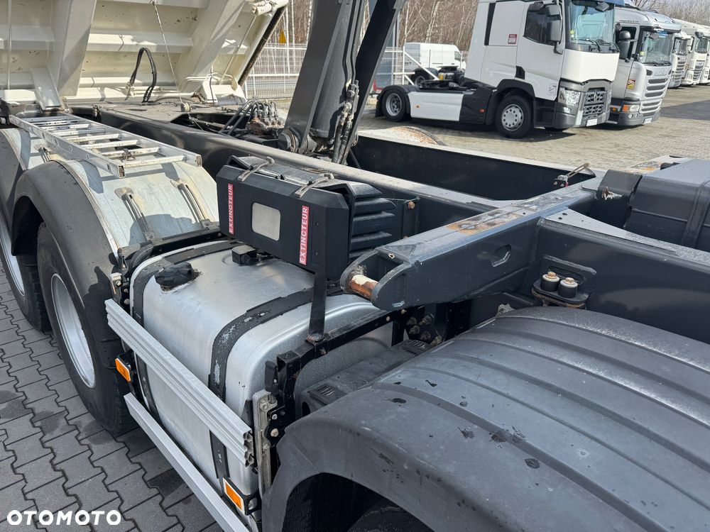 Volvo FMX 460 13L 8x4 MEILLER HYDROBURTA ładne i zadbane - 18