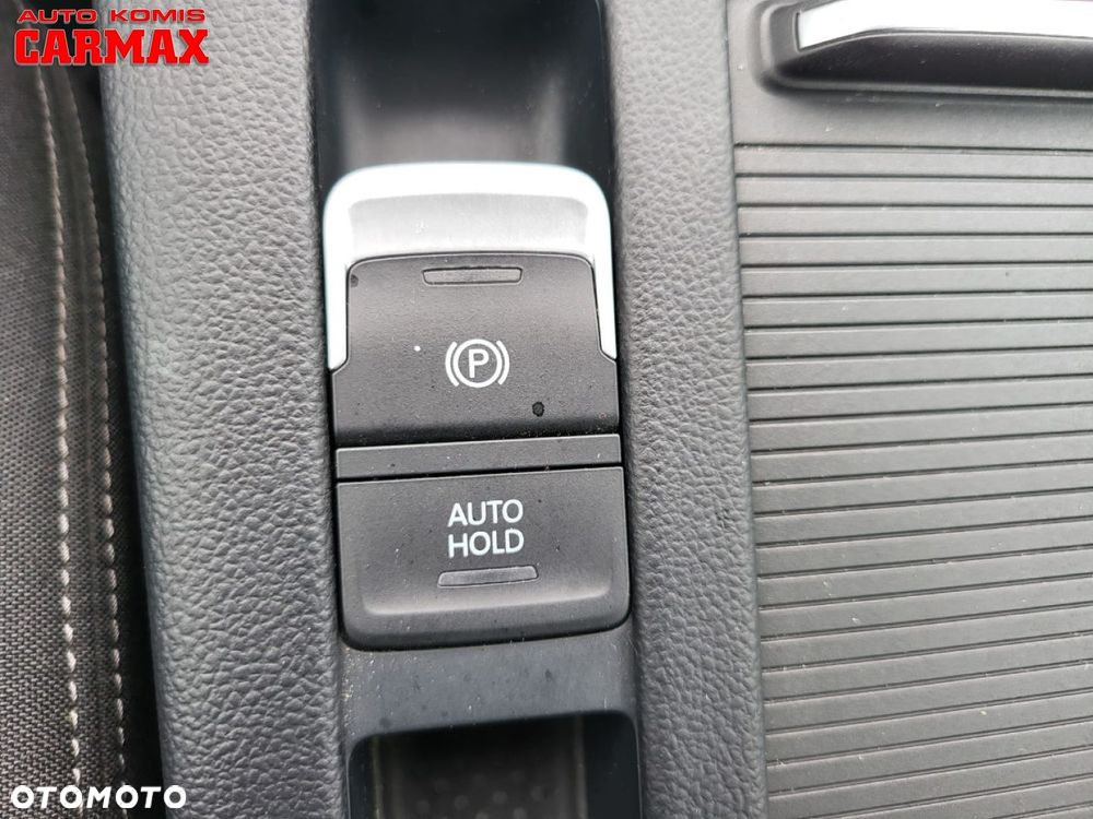 Volkswagen Passat - 23