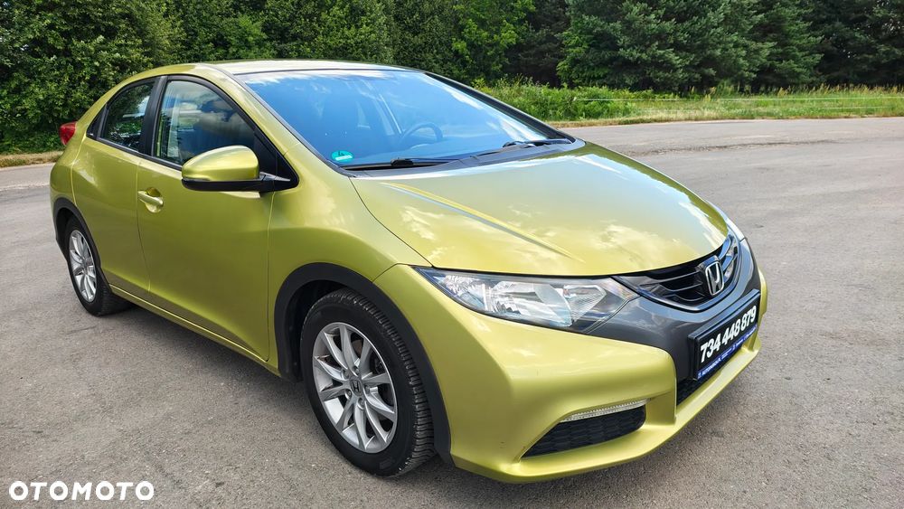 Honda Civic 1.8 i-VTEC Sport Black Edition - 4