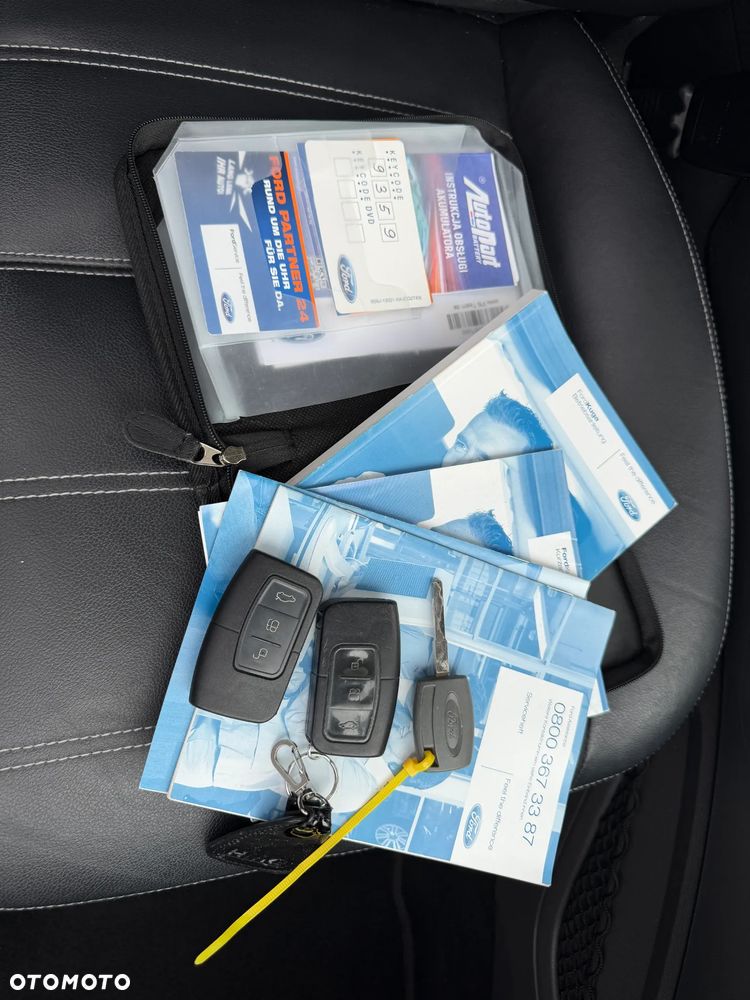 Ford Kuga 2.0 TDCi Titanium MPS6 - 31