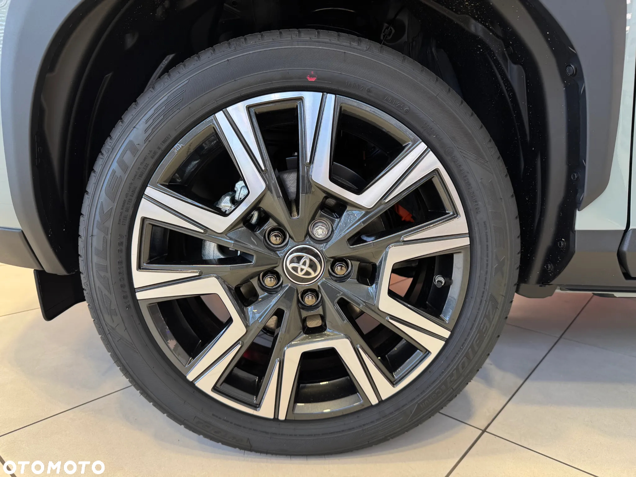 Toyota Yaris Cross Hybrid 1.5 Premiere Edition - 13