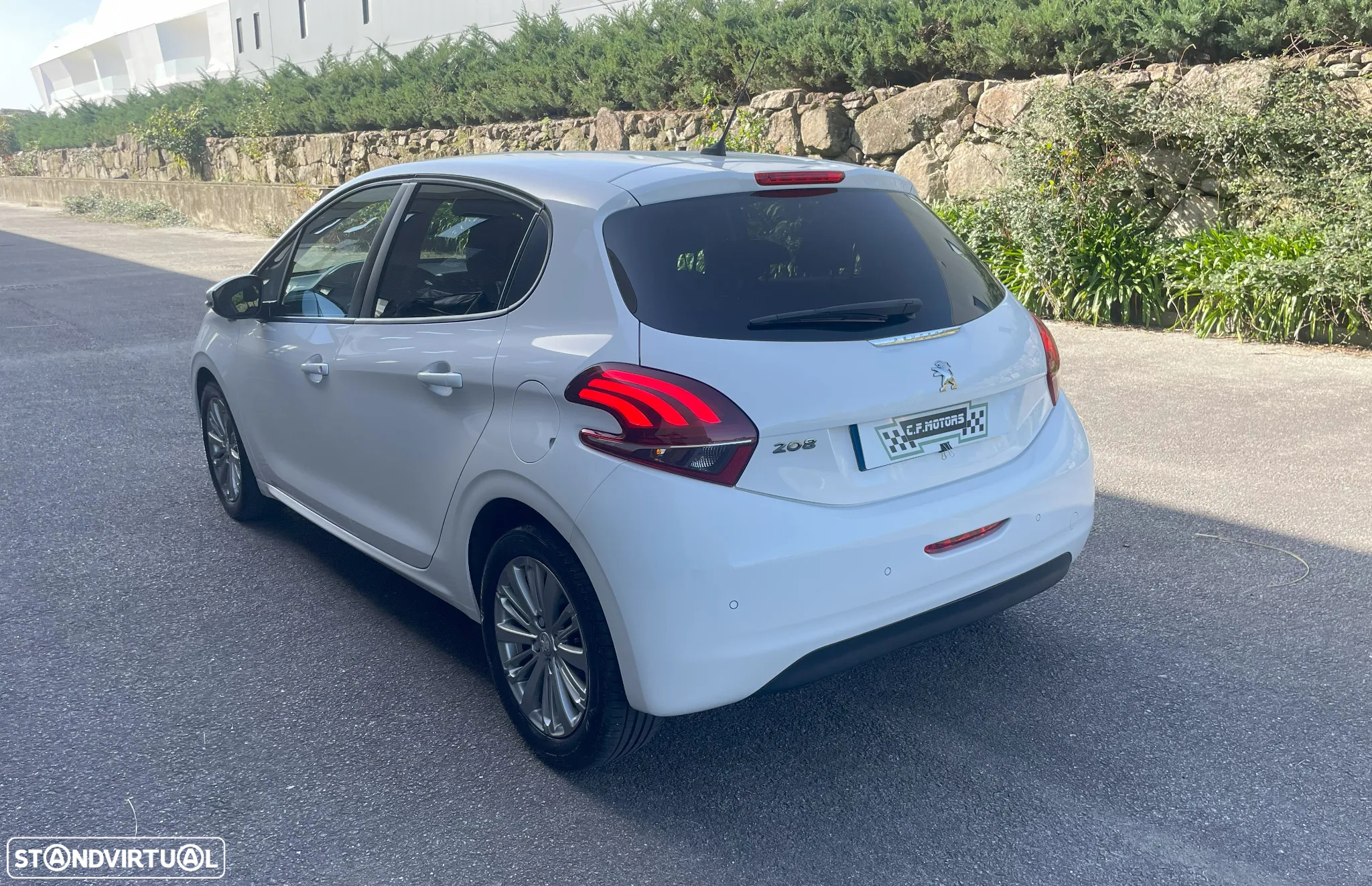 Peugeot 208 1.5 BlueHDi Signature - 6