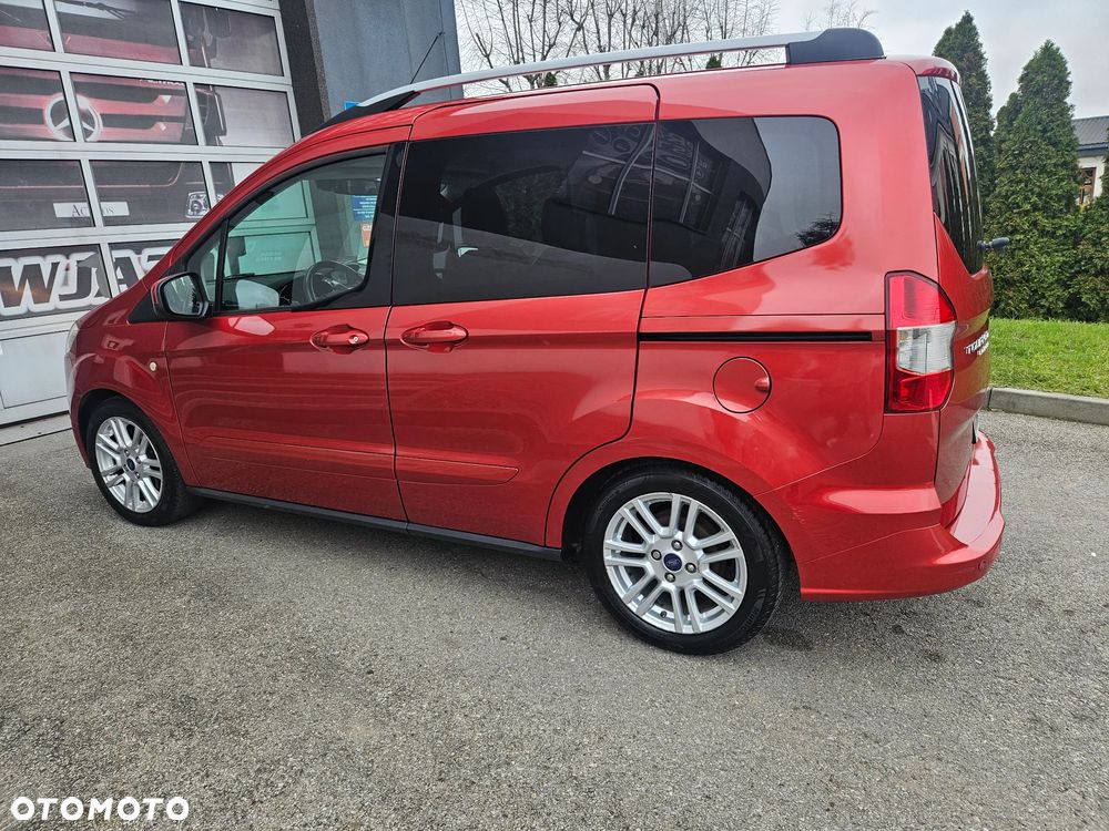 Ford Tourneo Courier 1.0 EcoBoost Titanium - 10