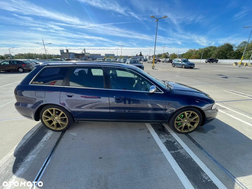 Audi A4 - 4