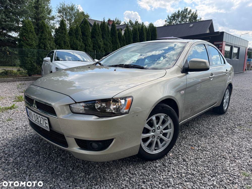 Mitsubishi Lancer 1.6 Intense - 1