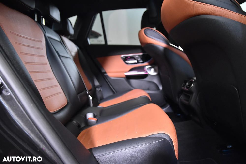 Mercedes-Benz GLC - 12