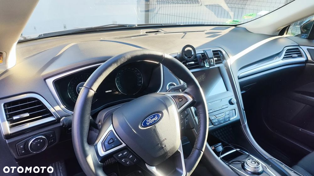 Ford Mondeo 2.0 EcoBlue Trend - 4