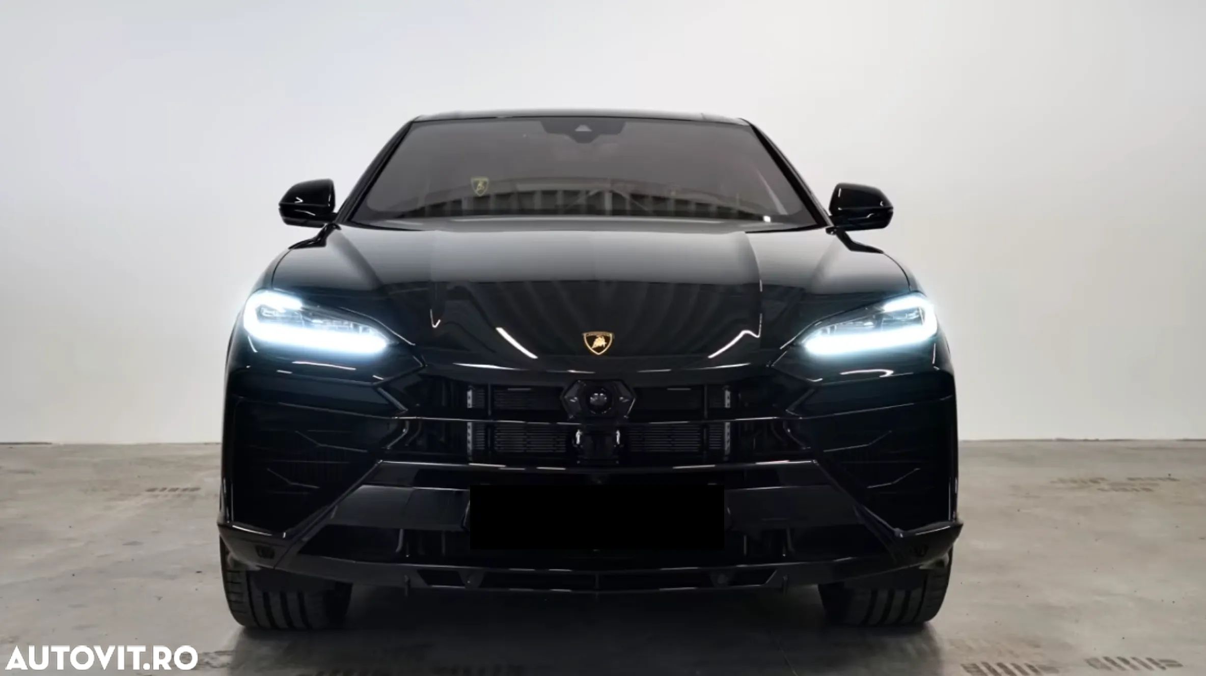 Lamborghini URUS - 1