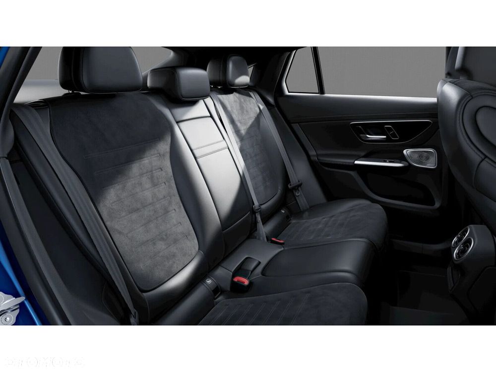 Mercedes-Benz GLC 300 mHEV 4-Matic AMG Line - 10