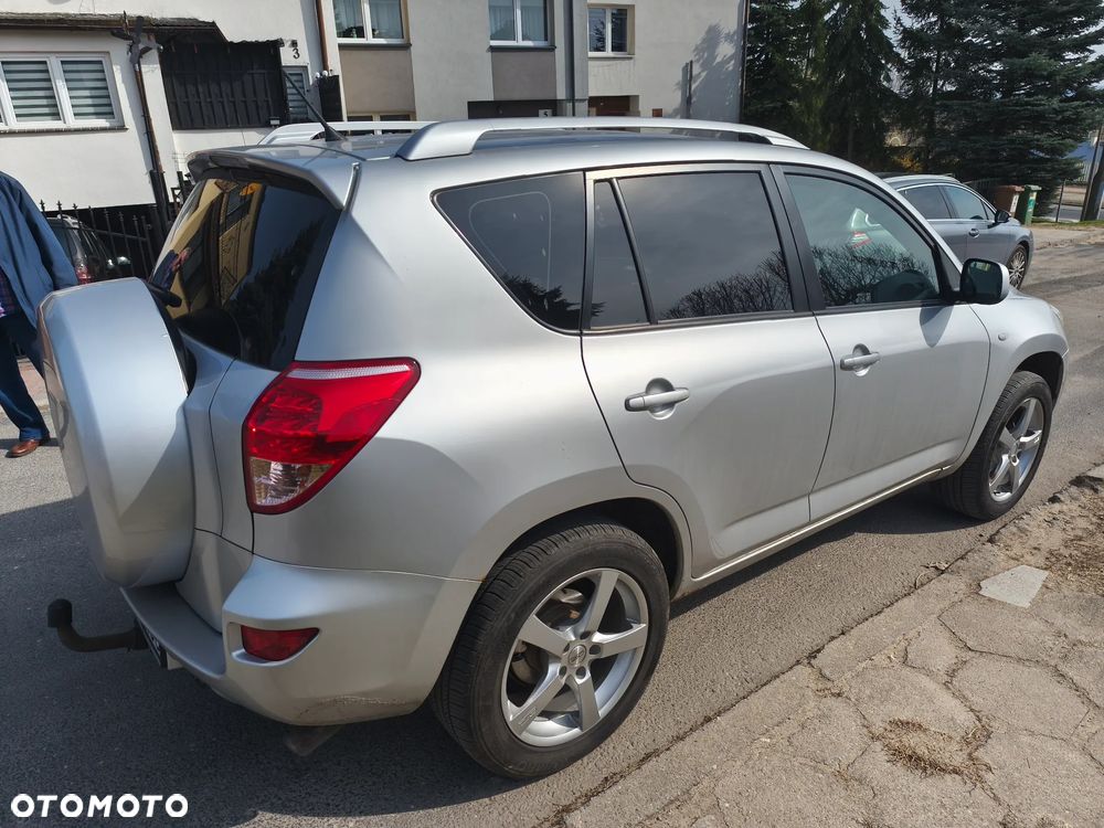 Toyota RAV4 2.0 4x4 - 6