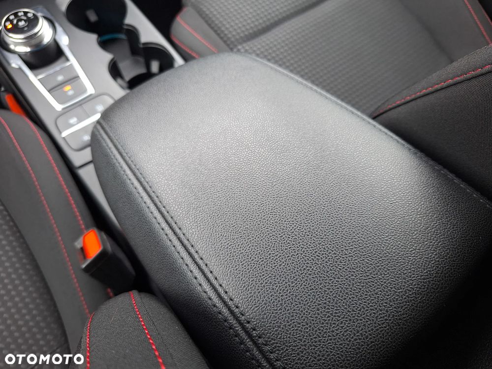 Ford Focus 1.5 EcoBoost ST-Line X - 33