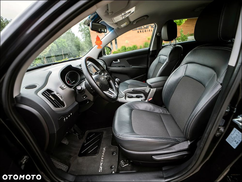 Kia Sportage 2,0 CRDI AWD Spirit - 34
