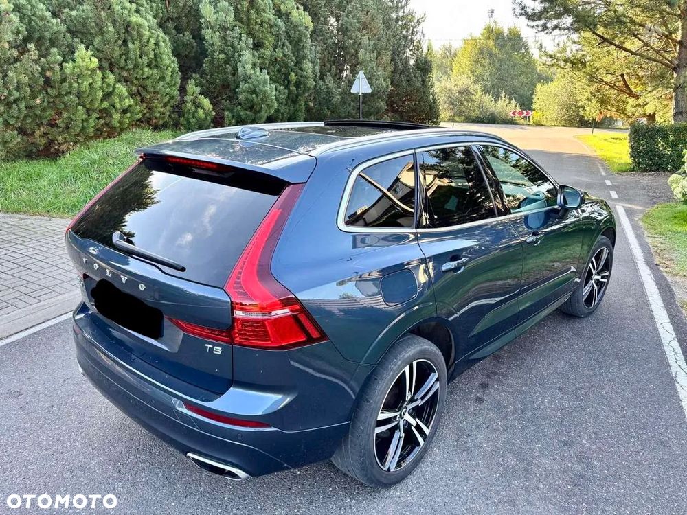 Volvo XC 60 T5 AWD Momentum - 5
