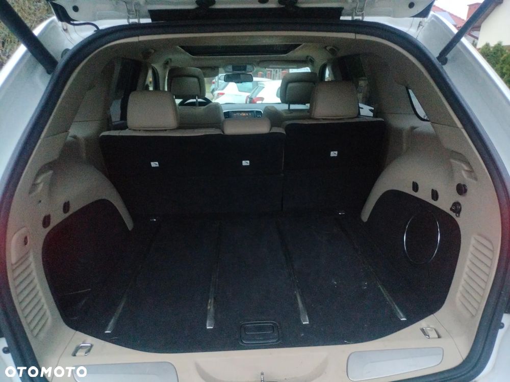 Jeep Grand Cherokee - 14