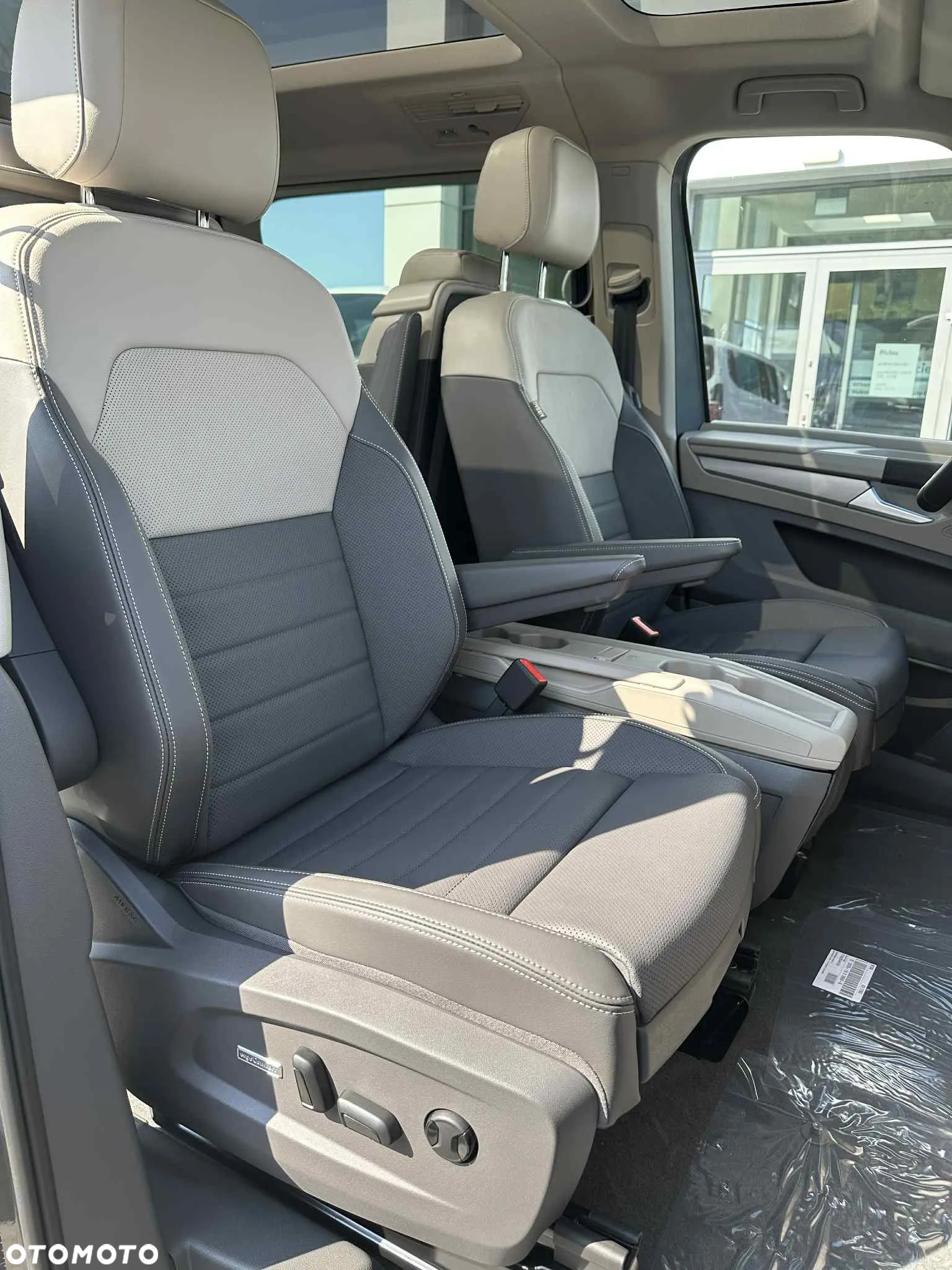 Volkswagen Multivan 2.0 TSI L2 Edition DSG - 14