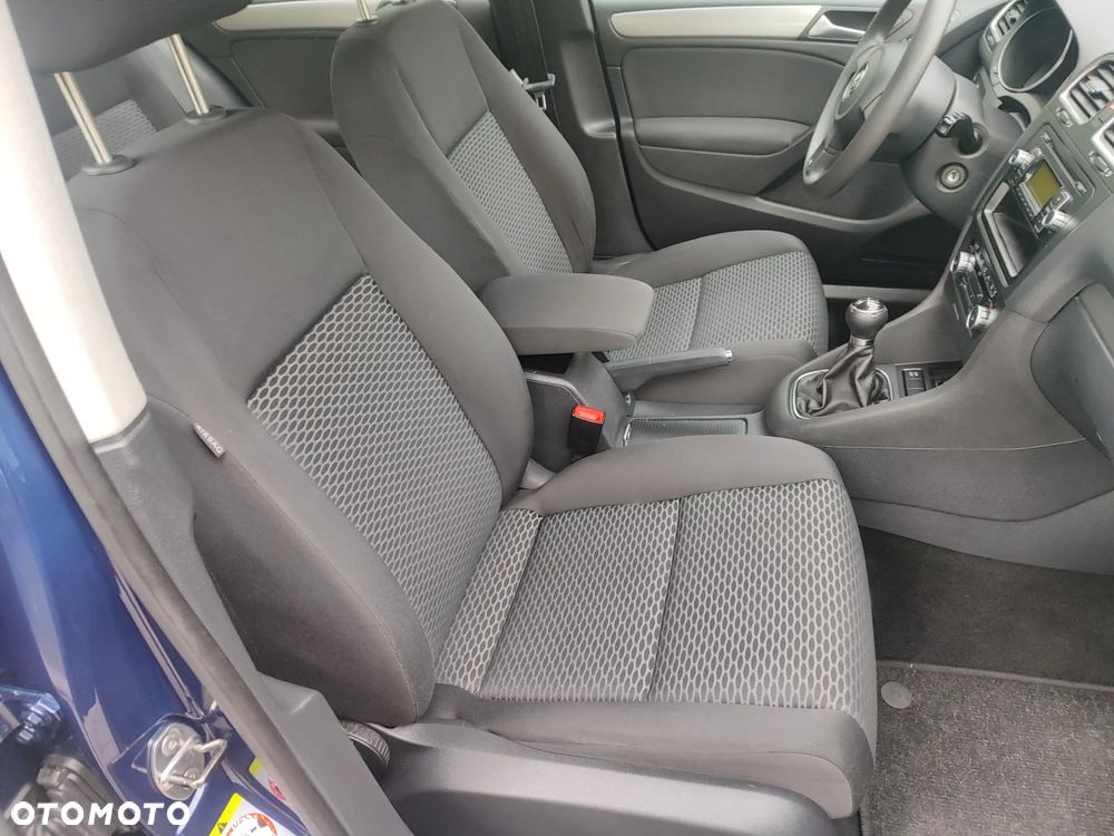 Volkswagen Golf 1.6 Edition - 40