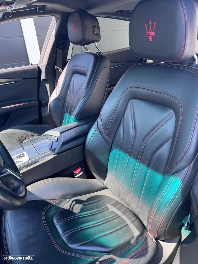 Maserati Quattroporte 3.0 V6 - 42