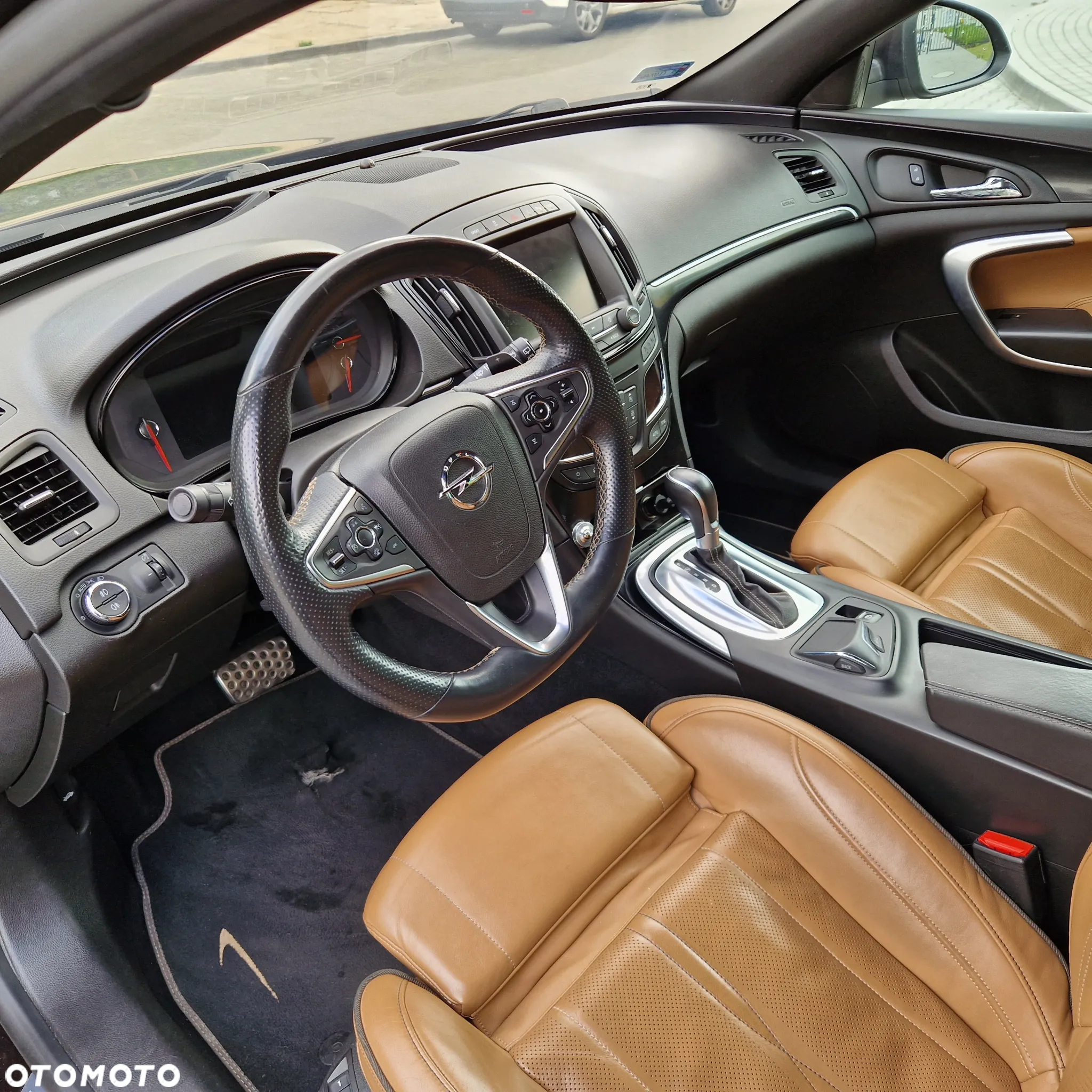 Opel Insignia - 14