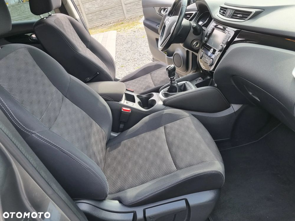Nissan Qashqai 1.6 dCi Tekna S&S - 25