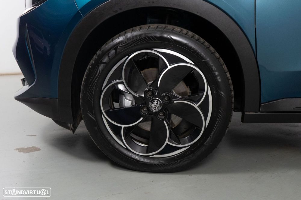 Alfa Romeo Junior Elletrica 50 kWh Launch Edition - 20