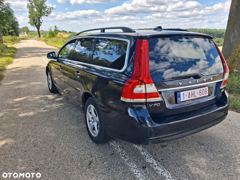 Volvo V70 D2 Momentum - 5