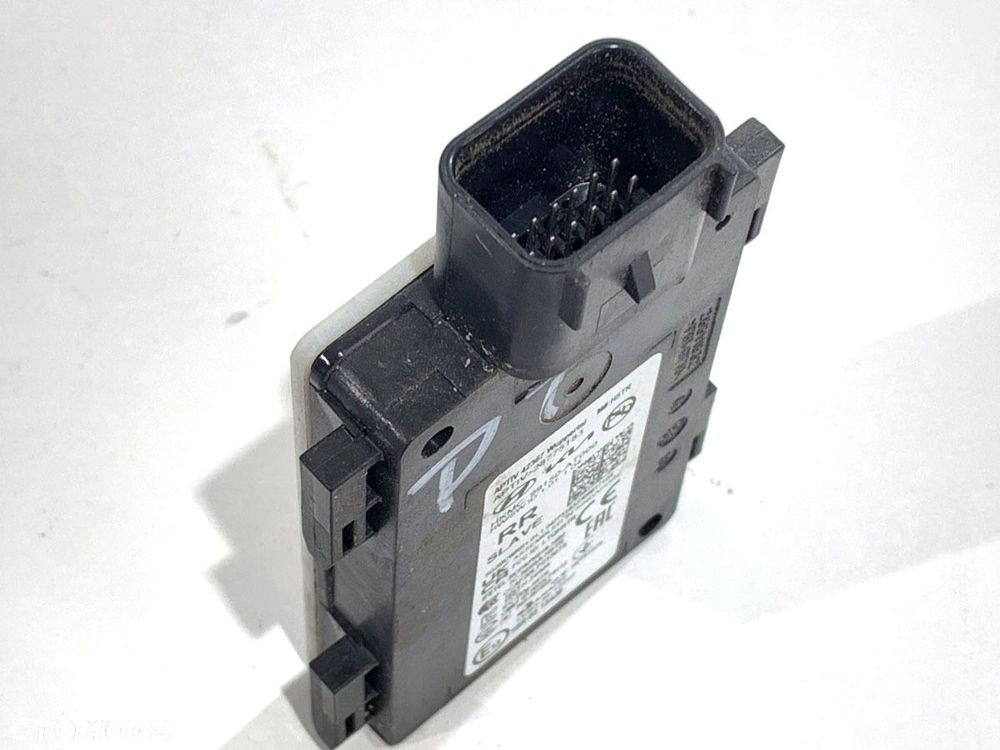 RADAR TYŁ PRAWY  KIA NIRO II (SG2) 2022 - EV 150 kW [204 KM] elektryczny 2022 - 99150-AT000 - 3