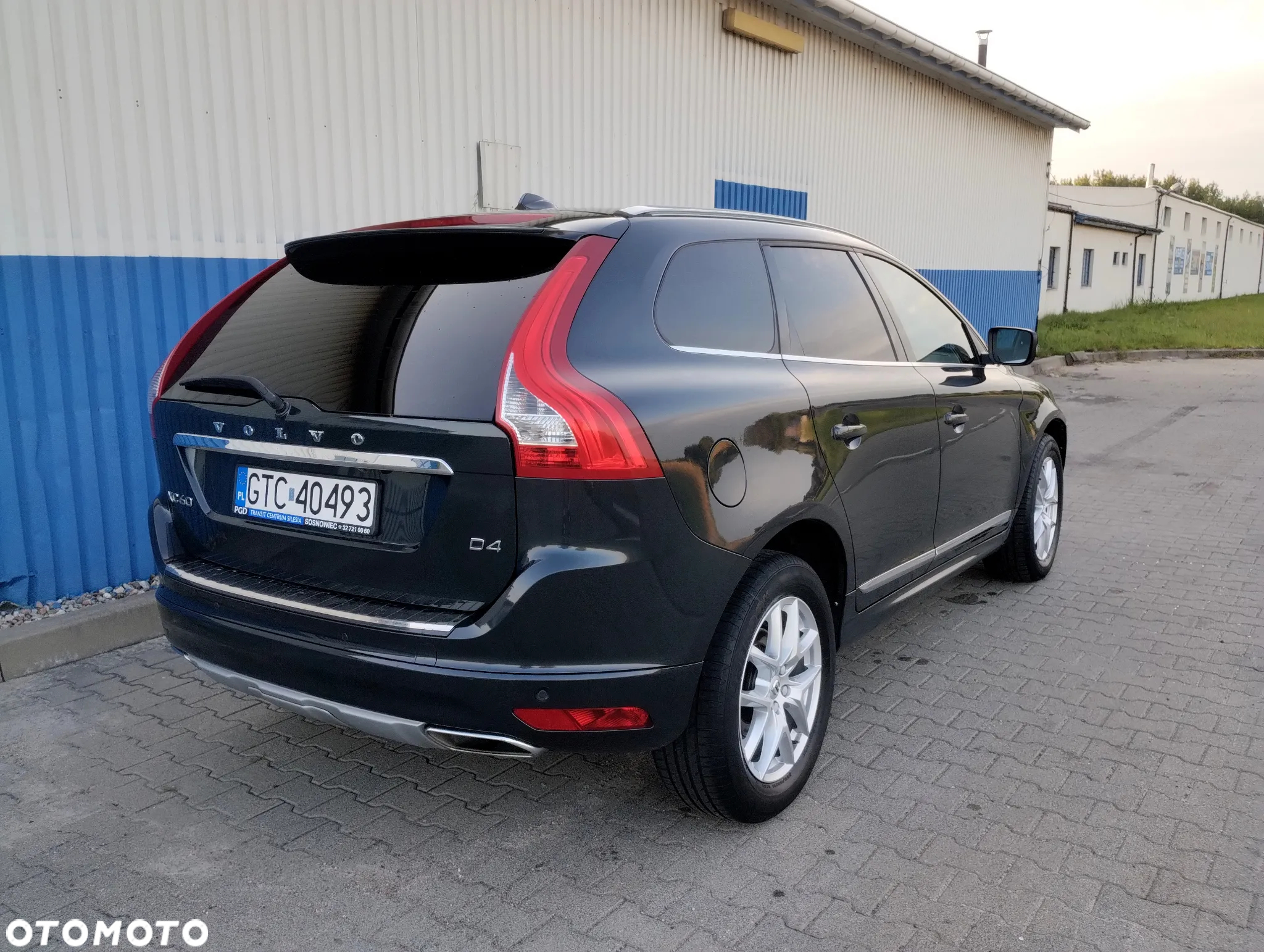Volvo XC 60 D4 Drive-E Kinetic - 3