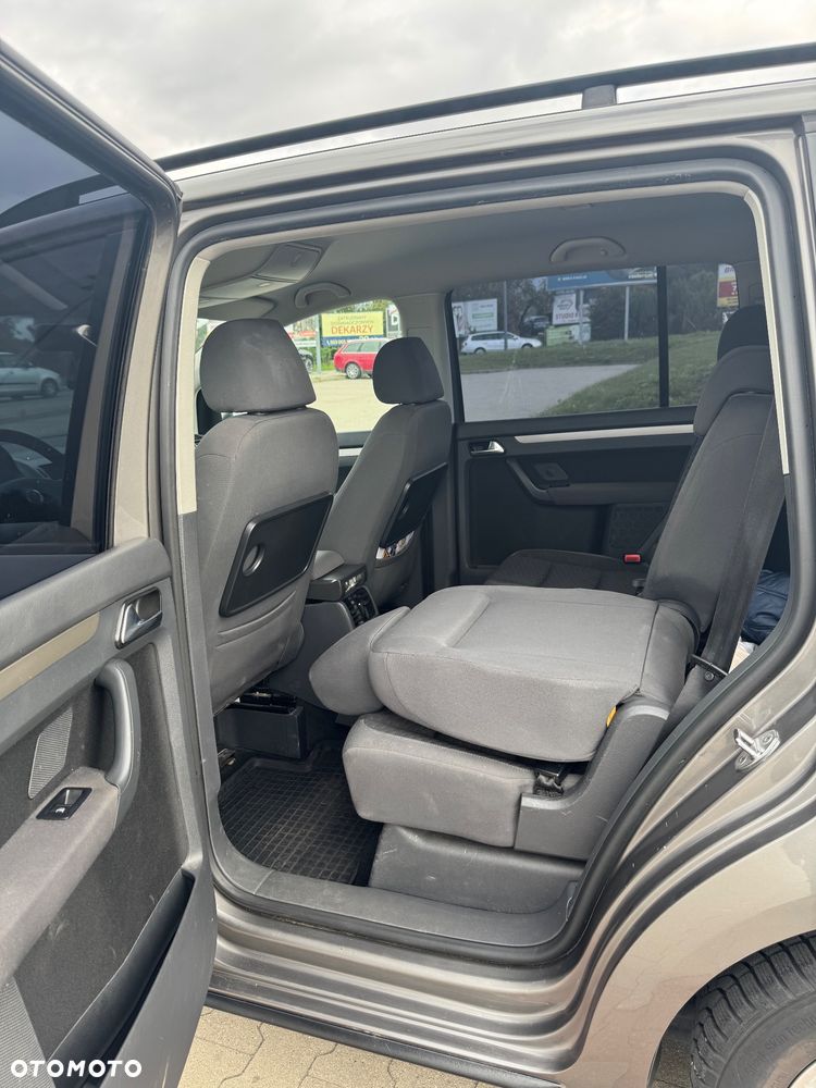 Volkswagen Touran 2.0 TDI DPF Life - 6
