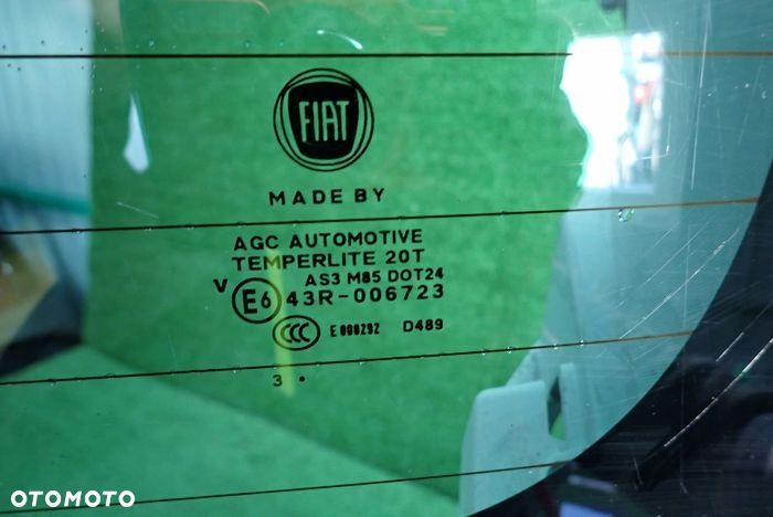 FIAT 500L XL klapa tylna tył - 12
