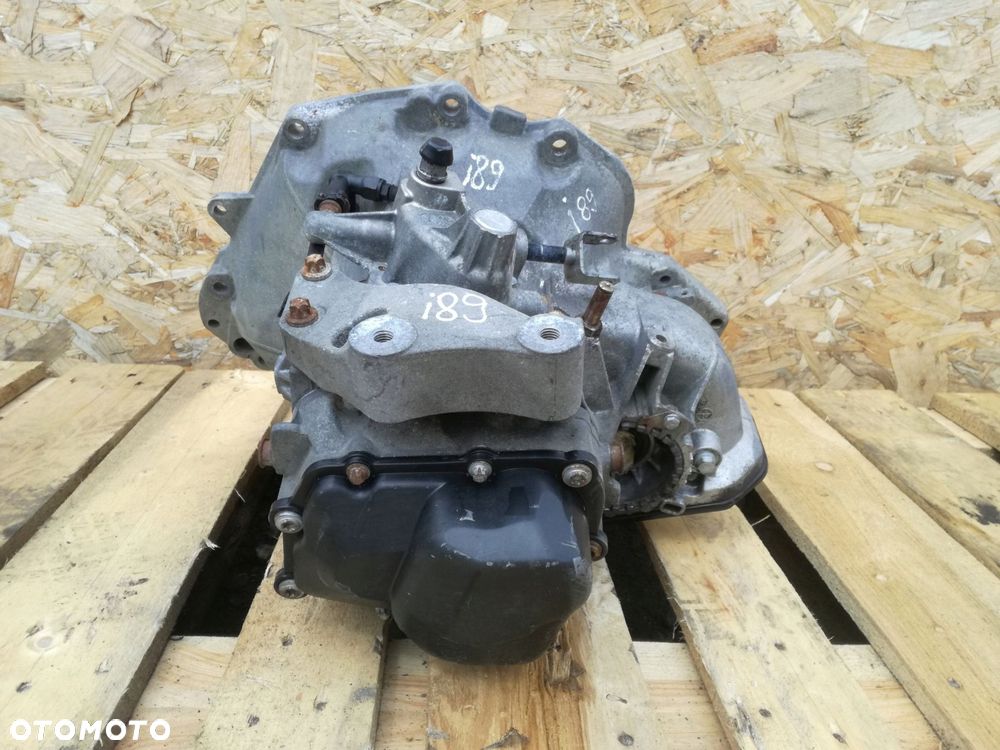 opel corsa d skrzynia biegów 2kw418 manualna 1.4 benzyna 101km 2012r - 2